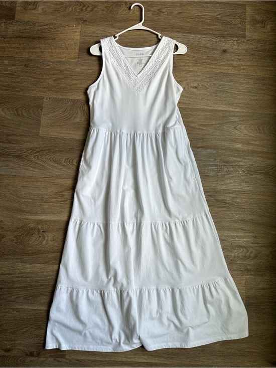 croft & barrow Dresses & Skirts - croft & barrow White Tiered Maxi Dress Eyelet Lace V-Neck Sleeveless